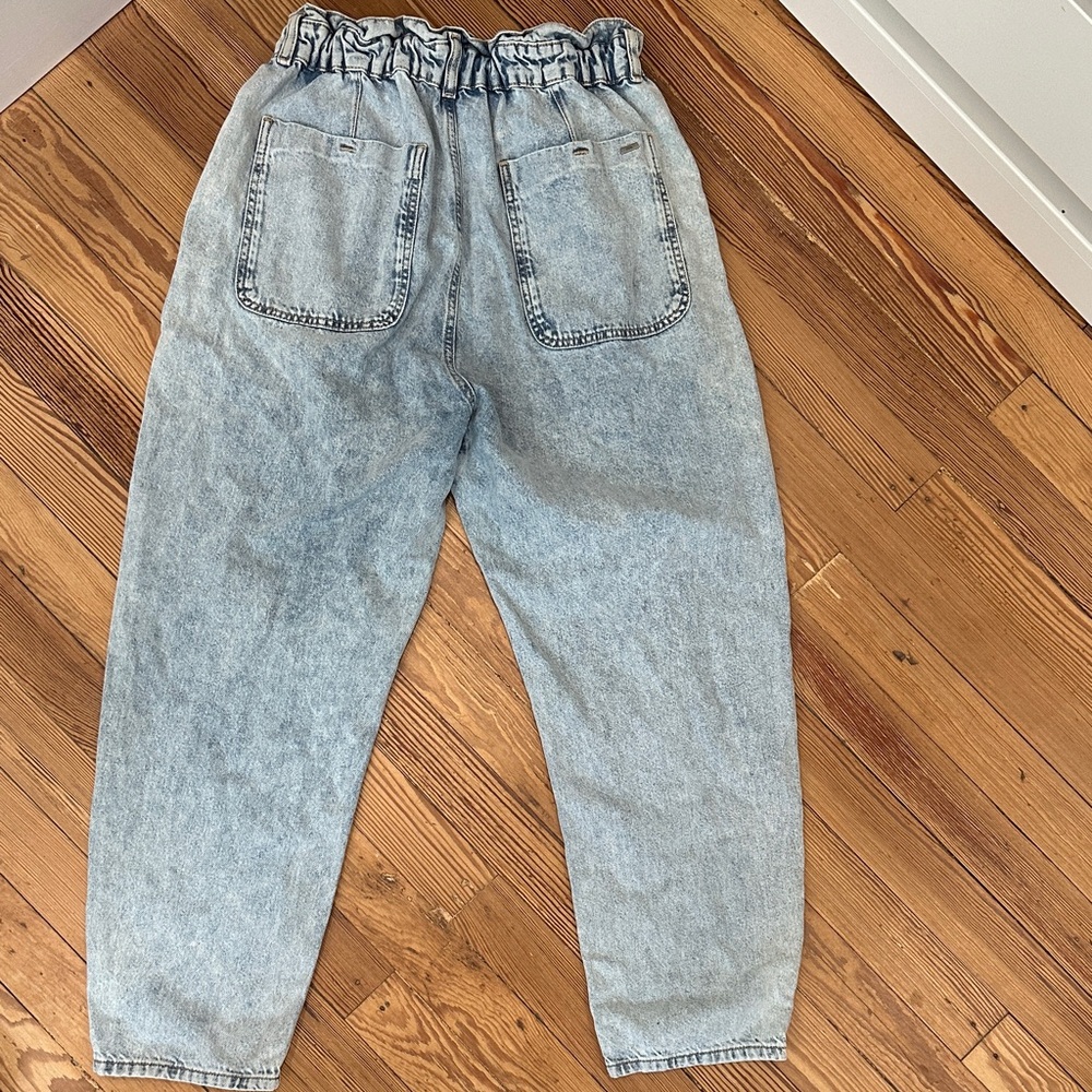 Zara Paperbag Jeans - Picture 7 of 7